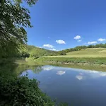 アパート Buchfink 118qm Naehe Koblenz Und Montabaur Gackenbach